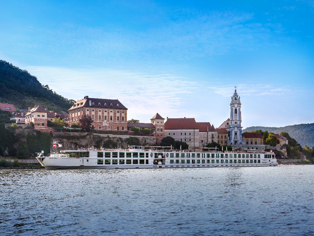 Uniworld Boutique River Cruises reveals travel advisor appreciation offer