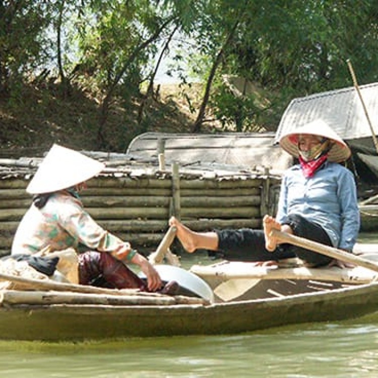 Chase | Vietnam - A 161 Rowing with feet